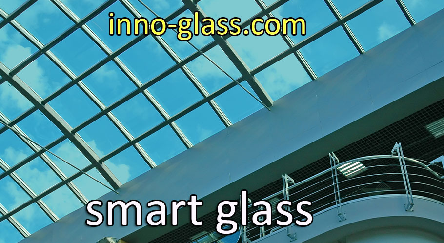 What are the different uses of Smart glasses?